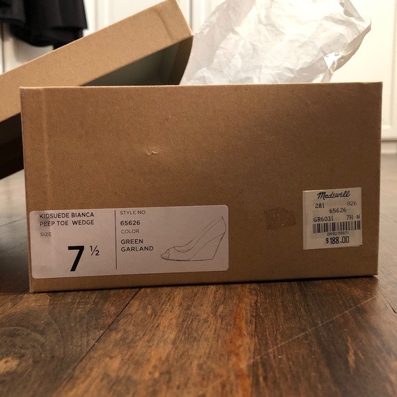Madewell Green suede peep toe shoes - Picture 6 of 6